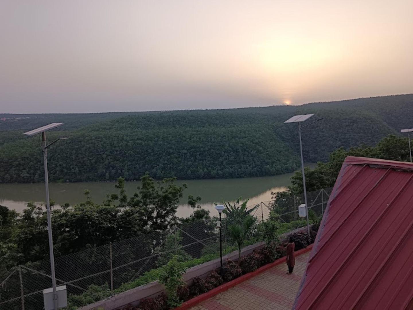 Hotel Haritha , Eegalapenta Srisailam Экстерьер фото